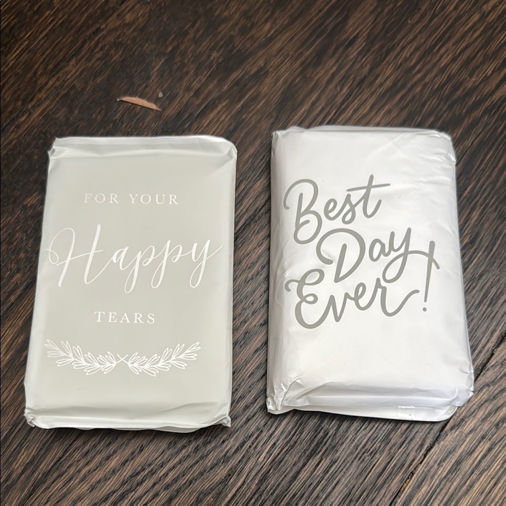 WEDDING / EVENT BUNDLE: gold placeholders (10), table numbers (25+1), napkins - Picture 7 of 8